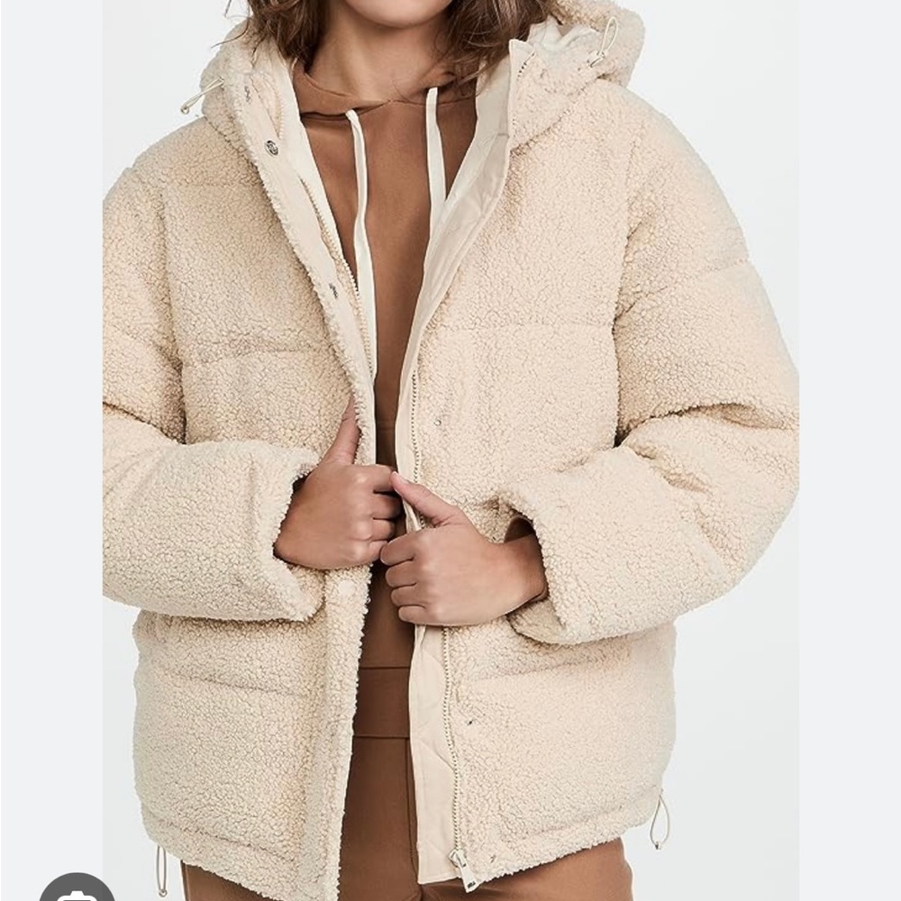 Good American Essentials Sherpa Cocoon Puffer XS